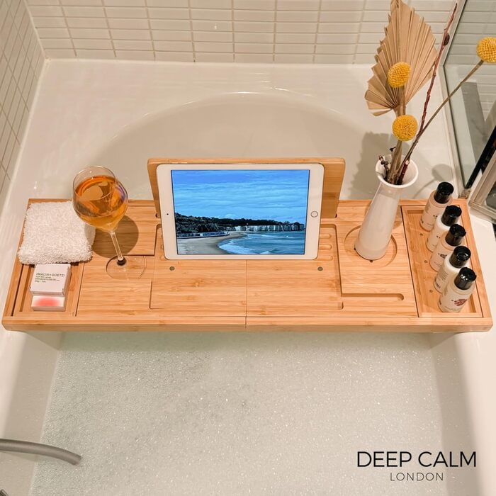 Підставка для ванни Deep Calm - регульована бамбукова підставка - антиковзаюча підставка для ванни. Підходить для більшості ванн. Місце для книги, iPad, телефону, склянки, свічки (натуральний бамбук)